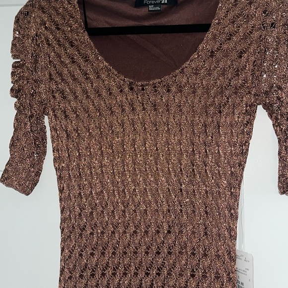 Forever 21 crochet ruched Sleeve Dress Size S/P - Picture 2 of 3